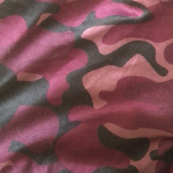 Athletic Works women’s leggings - Picture 2 of 3